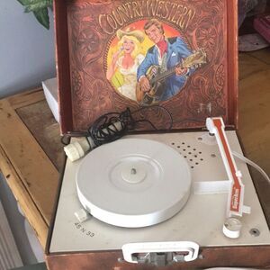 Vintage Vanity Fair country western record player